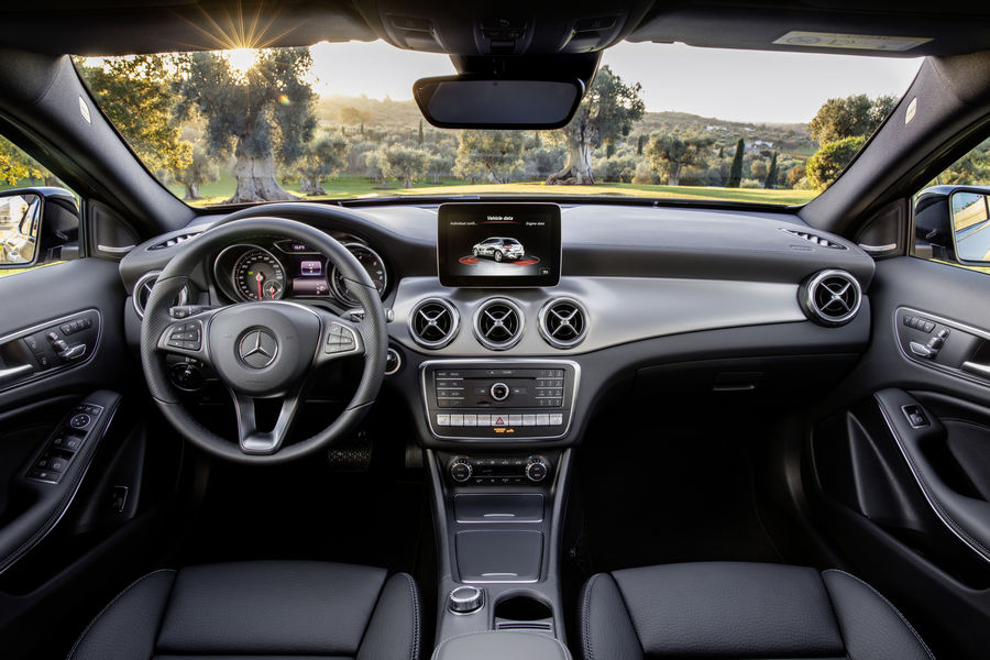 Mercedes-Benz GLA 220d 4MATIC, X 156 (2017)