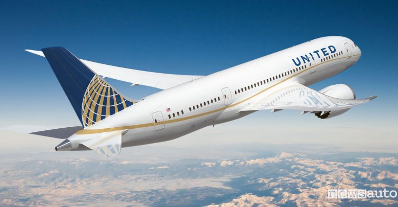 Viaggio nel tempo United Airlines Capodanno